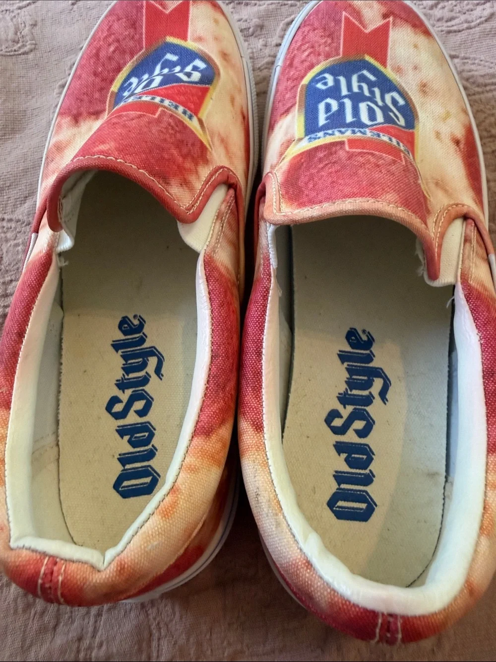 Heileman’s Old Style shoes and shirt